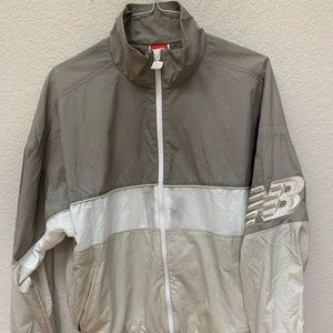 New Balance Men's NB Athletics Select Windbreaker